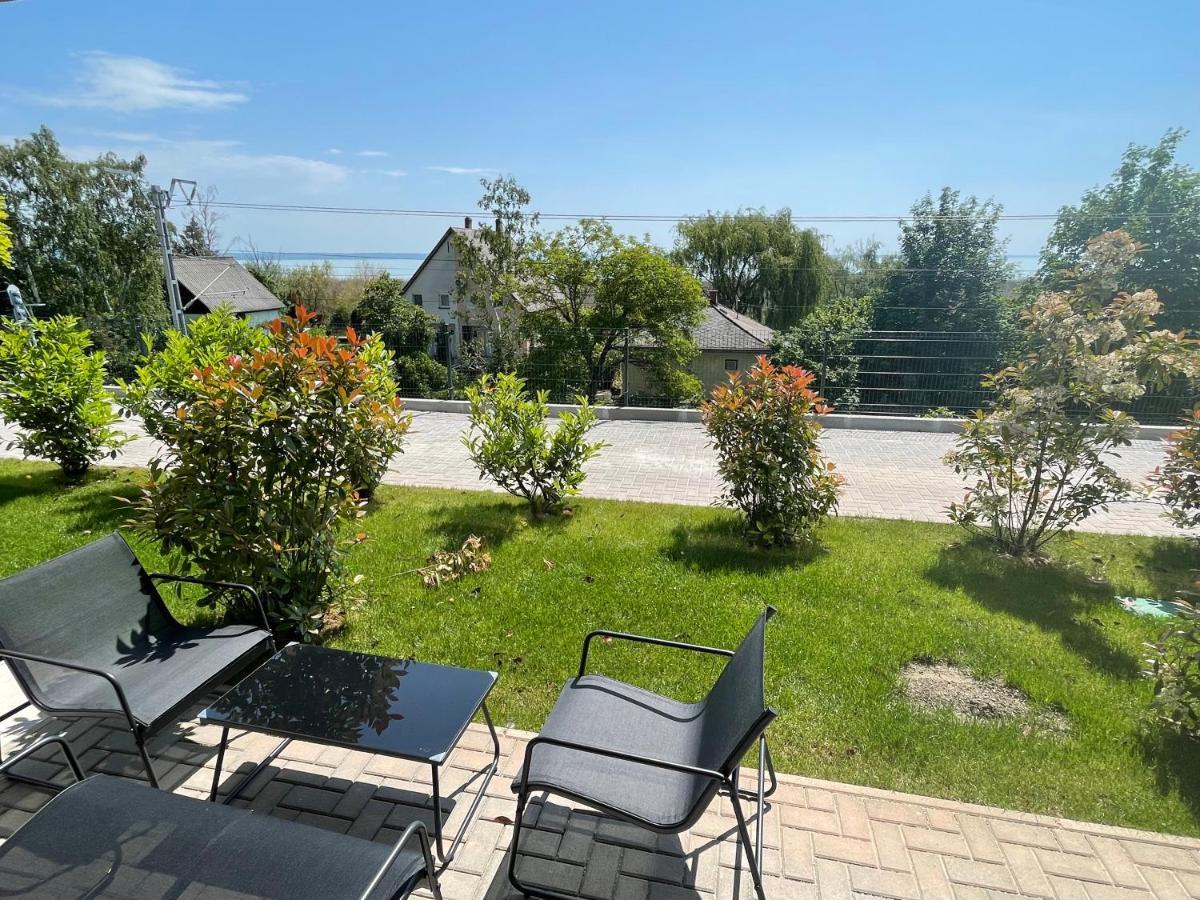 Panorama Superior Apartments - Pool, Garden, Parking Balatonalmádi Exteriör bild
