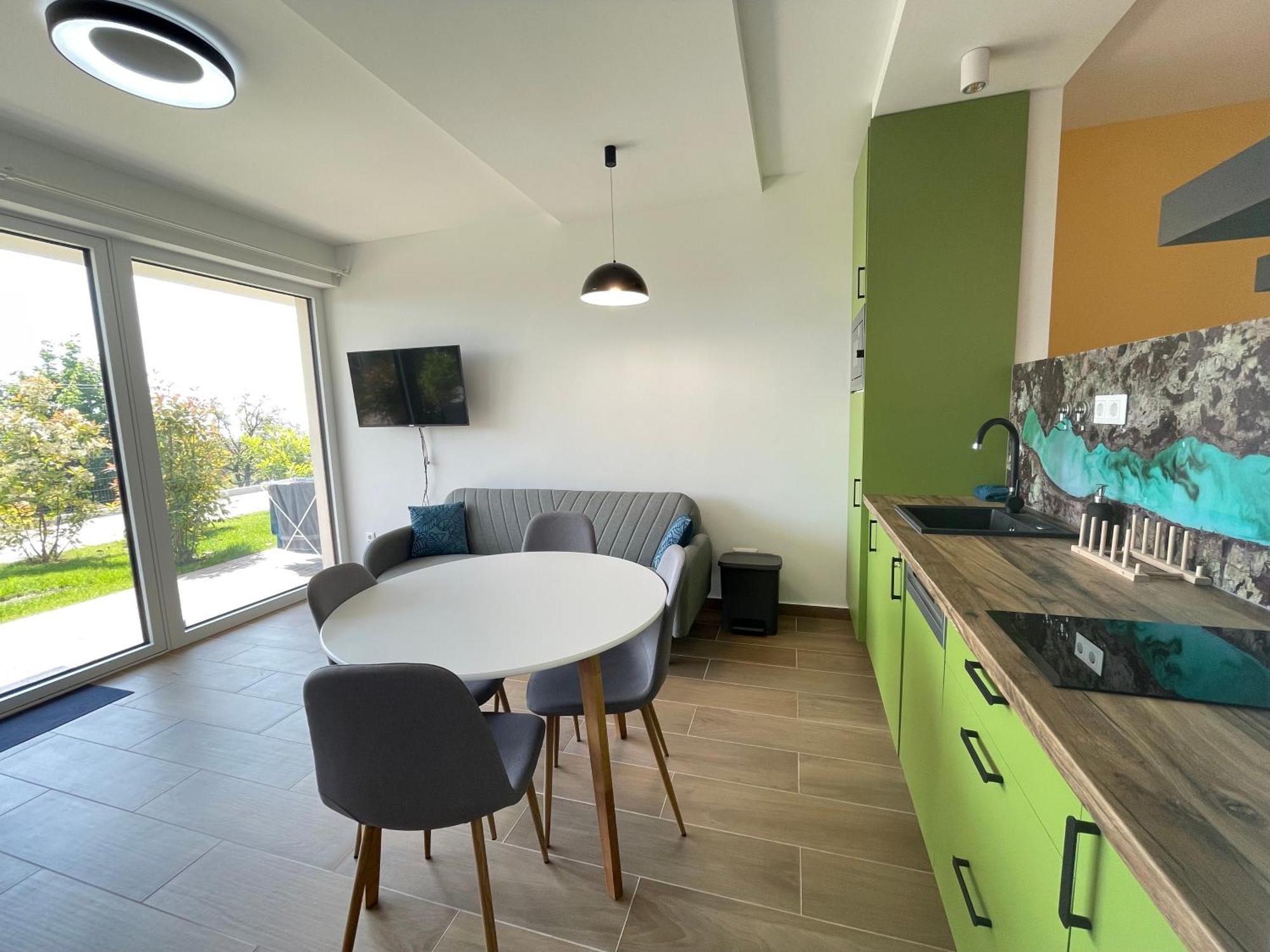 Panorama Superior Apartments - Pool, Garden, Parking Balatonalmádi Exteriör bild