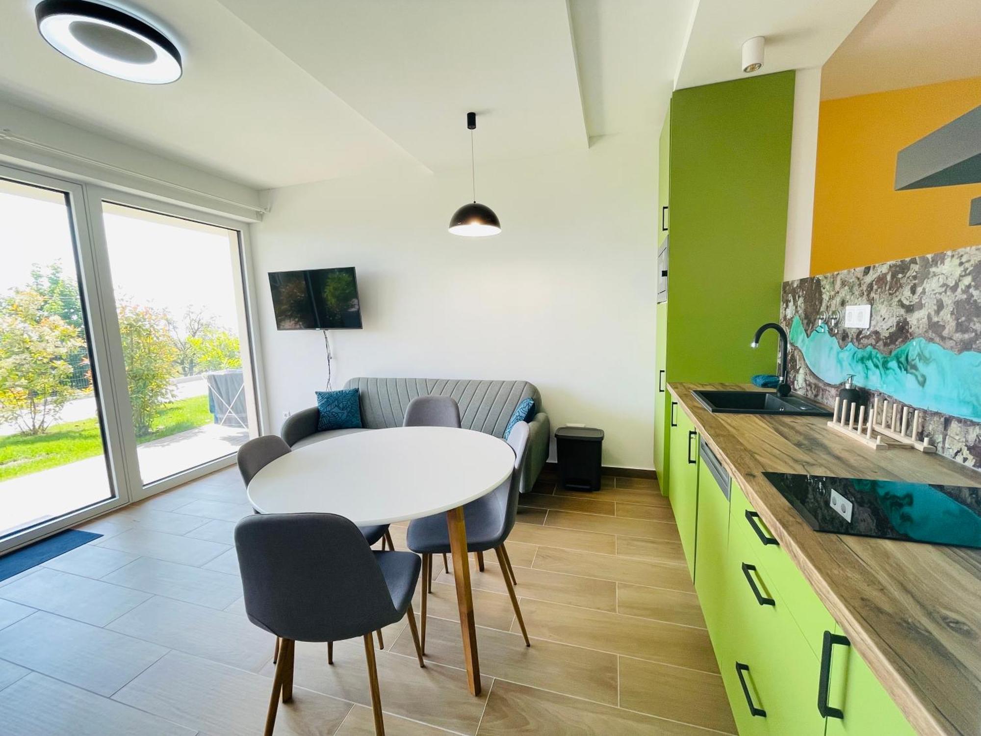 Panorama Superior Apartments - Pool, Garden, Parking Balatonalmádi Exteriör bild
